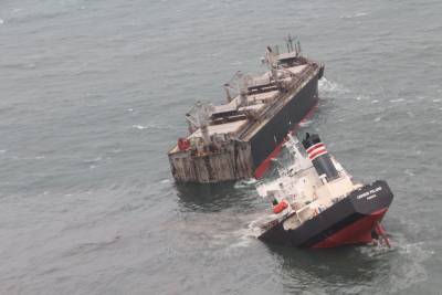 Ιαπωνία: Πετρελαιοκηλίδα δημιουργήθηκε σε λιμάνι λόγω διαρροής πλοίου