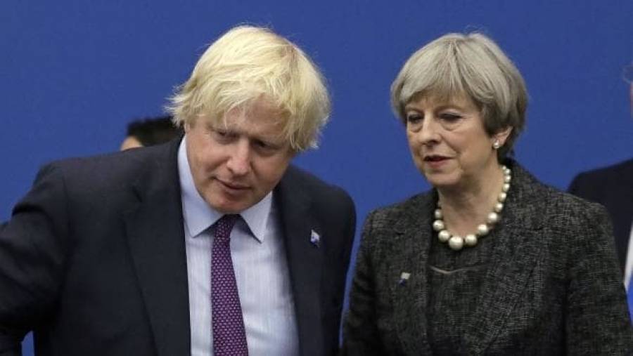 Πολιτικό θρίλερ στη Βρετανία: Μετά τις παραιτήσεις, τι;