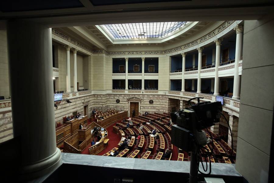 Δημοσκόπηση: Άνετο προβάδισμα ΝΔ-Μεγάλη ανησυχία για την οικονομία