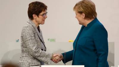 Γερμανία: Κρίσιμο συνέδριο για το CDU