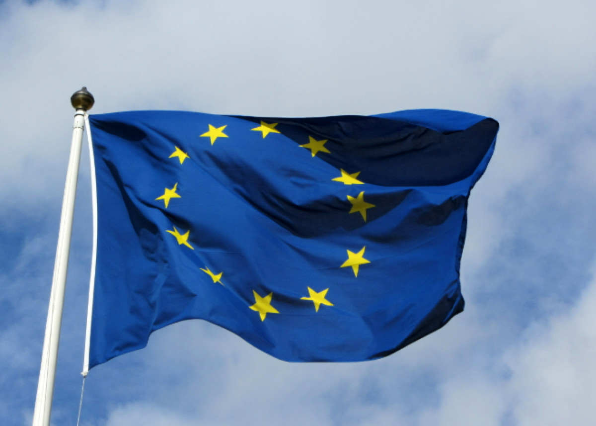 ΕΕ: Καθυστερεί την εφαρμογή νέων τραπεζικών κανόνων έως το 2027