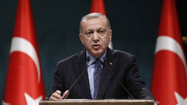 Τουρκικές διαπραγματεύσεις για τρίτο γεωτρύπανο ανακοίνωσε ο Ερντογάν
