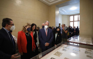 Βουλή: Έκθεση με σκίτσα- γελοιογραφίες για το «Έπος του 40»