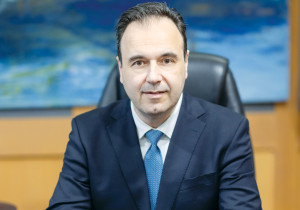 Συνέντευξη Δ. Παπαστεργίου στο «R»: Η θέση της Ελλάδας στην εποχή της Τεχνητής Νοημοσύνης