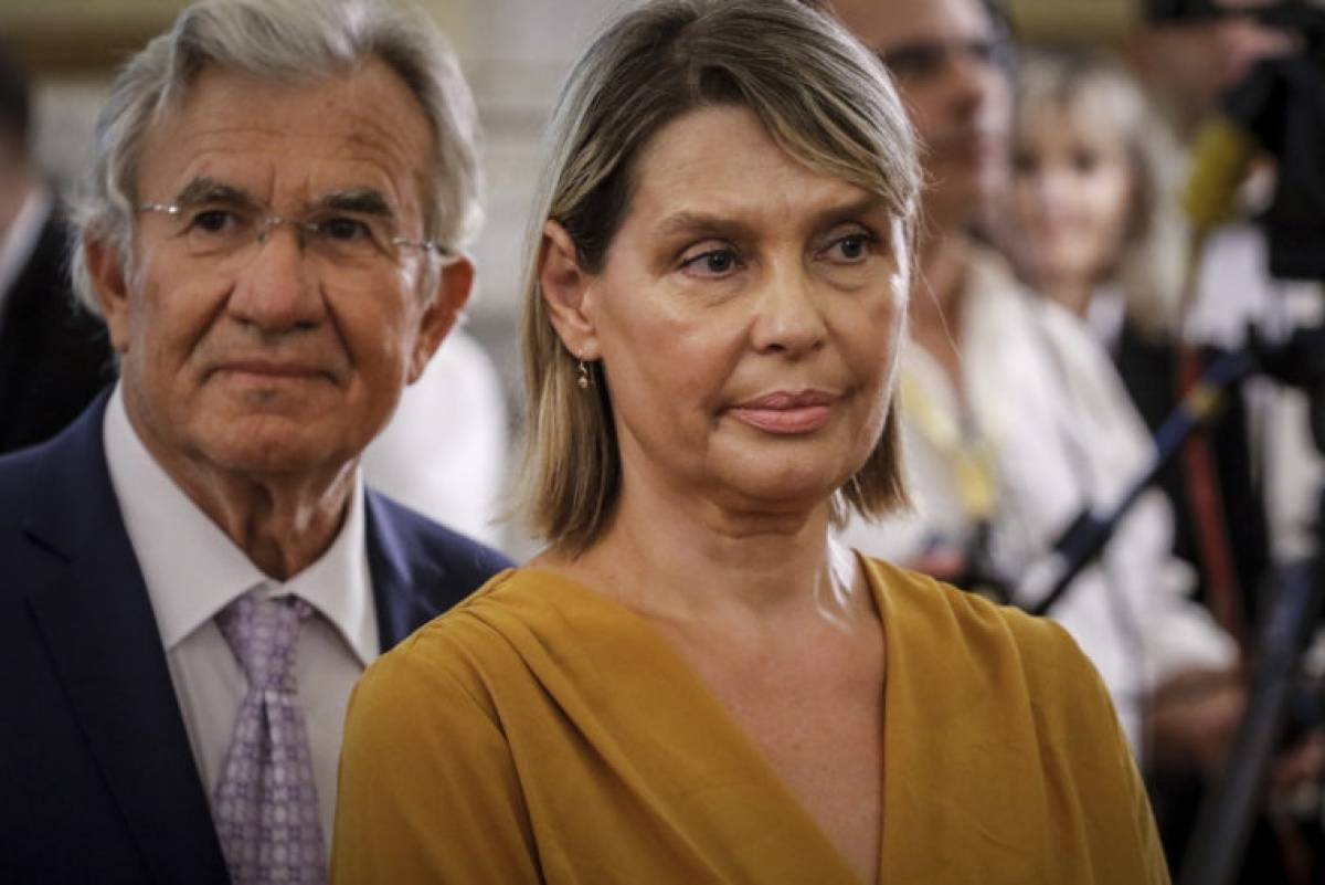 Παπακώστα: Συστήνω αυτοσυγκράτηση σε όσους έχουν απύλωτο στόμα