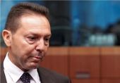 Νέα επίθεση στον Γιάννη Στουρνάρα