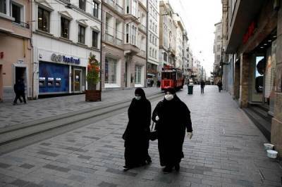 Τουρκία: Στους ώμους των γυναικών κυρίως τα βάρη της καραντίνας
