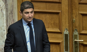Αυγενάκης: Έρχονται δράσεις για τη στήριξη αμπελουργών και οινοποιών