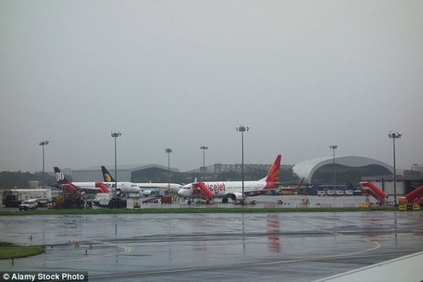 Τραγωδία στο Μουμπάι: Τουρμπίνα αεροπλάνου αναρρόφησε εργαζόμενο!