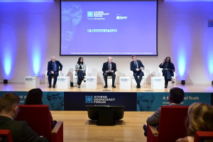 Η δημοκρατία παραμένει στο επίκεντρο σε μια χρονιά μαζικών εκλογών