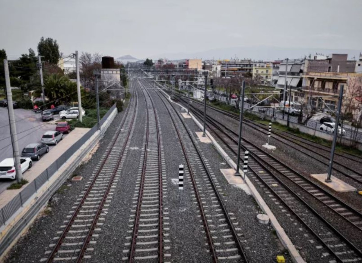 Βυθίστηκε σιδηροδρομική γραμμή νότια της Όθρυος- Μονοδρόμηση της κυκλοφορίας