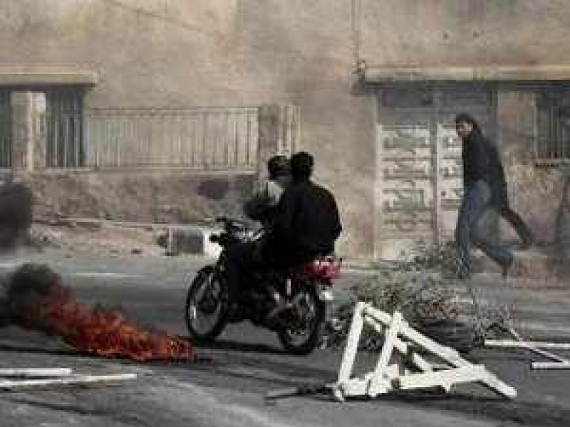 Λουτρό αίματος στη Συρία - Στους 400 οι νεκροί