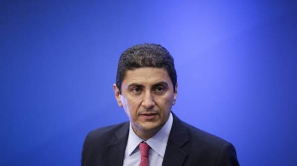 Θετικός στον κορονοϊό ο Λευτέρης Αυγενάκης