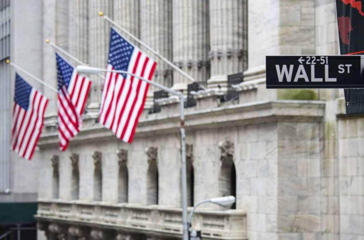 Ανησυχία στη Wall Street- Άνοδος για το πετρέλαιο