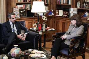 Μητσοτάκης: Να προετοιμαστούμε για παρατεταμένη αστάθεια- Χρειάζεται «πλάτη» απ'τις επιχειρήσεις