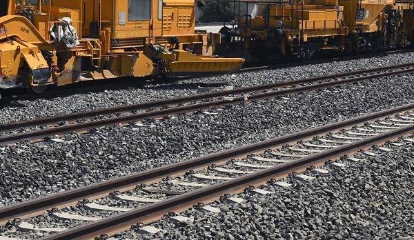 Η Intrakat αναλαμβάνει το έργο ηλεκτροκίνησης της γραμμής Βόλος-Λάρισα