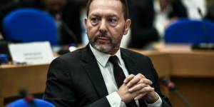 Ο Τσίπρας ξαφνικά «αγάπησε» τον Στουρνάρα…