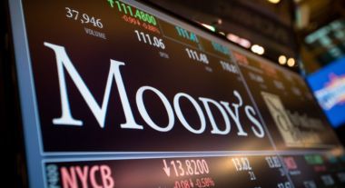 H Μοody's αναβάθμισε τις ελληνικές τράπεζες