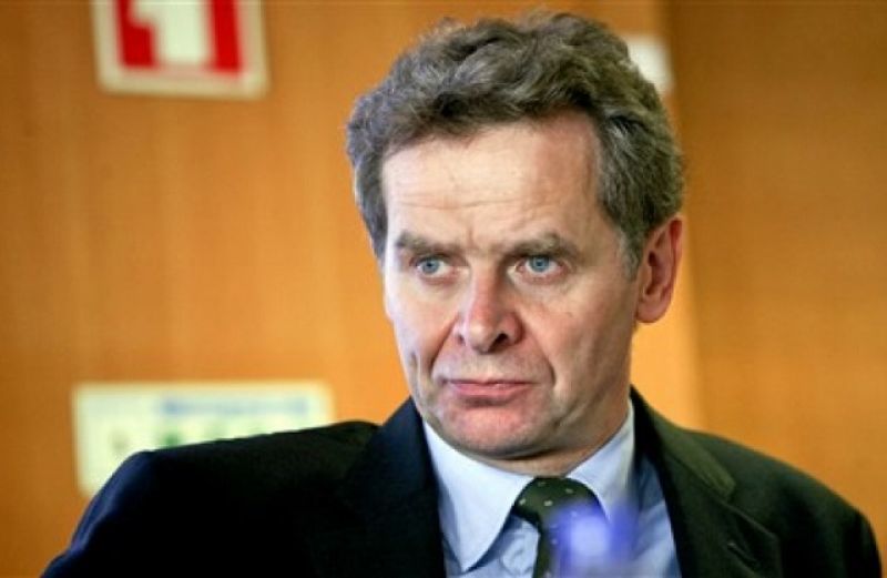 Πρόοδο στα διαδικαστικά, όχι στα σημαντικά "καταγγέλλει" ο Τόμσεν