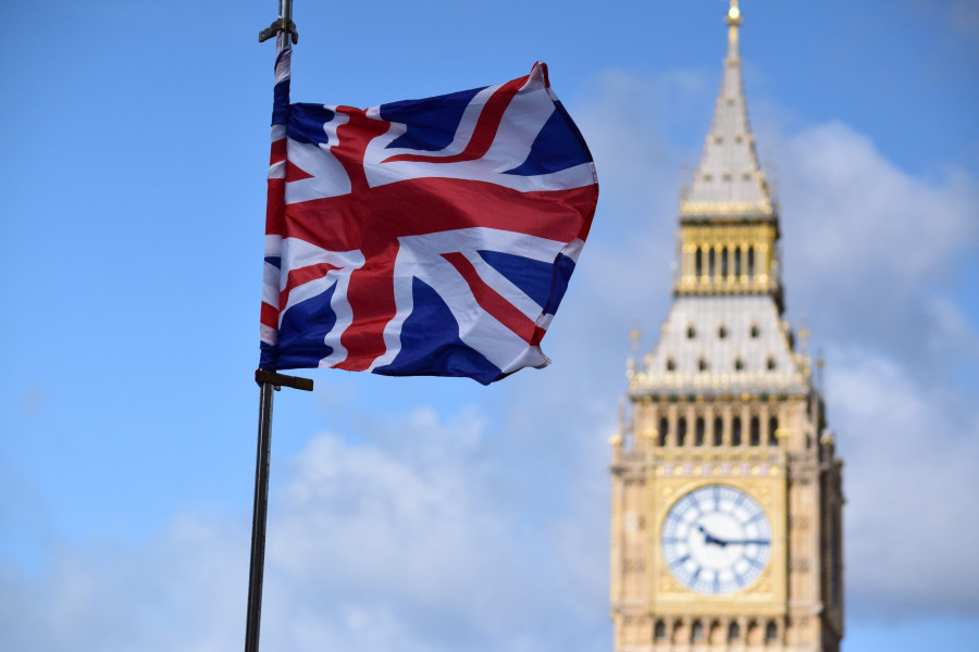 Η ανατροπή του Brexit βρίσκεται στο τραπέζι, 10 χρόνια μετά το δημοψήφισμα - Τι εκτιμούν αναλυτές