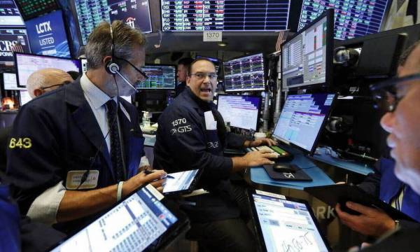 Ώθηση στη Wall Street από τις δηλώσεις Τραμπ