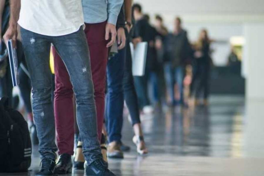 ΚΥΑ για εφάπαξ ενίσχυση 400 ευρώ σε μακροχρόνια ανέργους-Πότε πληρώνεται