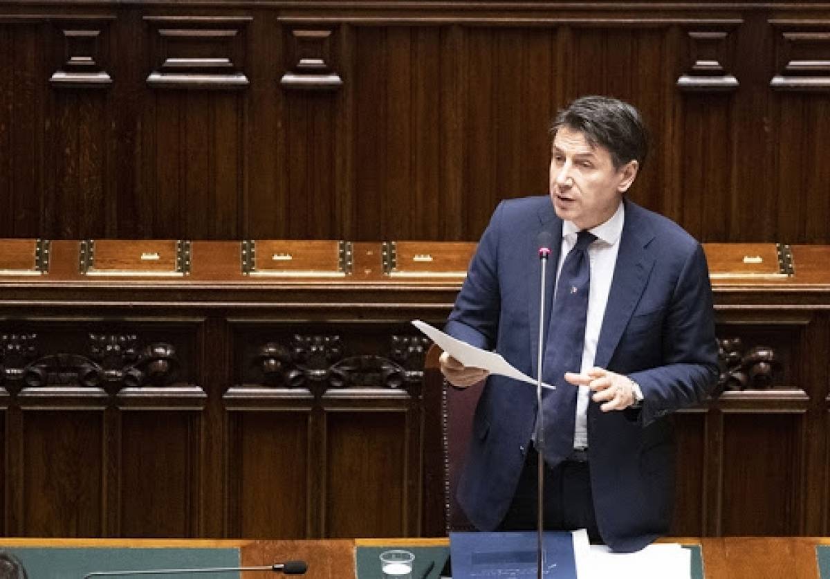 Κόντε προς ΕΕ: Είτε θα χάσουμε είτε θα κερδίσουμε όλοι