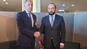 Στην Αρμενία ο Γεραπετρίτης- Το πρόγραμμα των επαφών