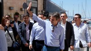 Μητσοτάκης: Μέχρι 15 Ιουνίου ανοίγουν τα σύνορα για οδικό τουρισμό
