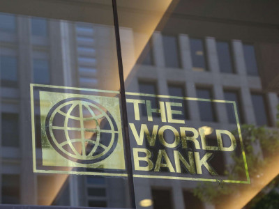 Παγκόσμια Τράπεζα: $200 εκατ./μήνα σε μισθούς δημοσίων υπαλλήλων στην Ουκρανία