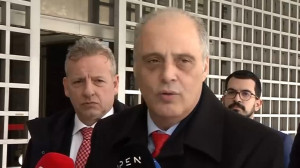 Ελληνική Λύση: Κατέθεσε μήνυση στον Άρειο Πάγο για τα Τέμπη