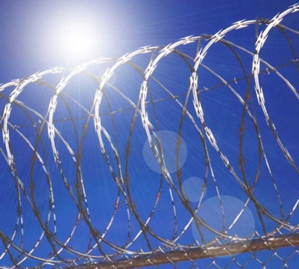 Αττική: Ζητείται στρατόπεδο κράτησης για όσους χρωστάνε