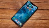 Ένα φθηνότερο iPhoneX ετοιμάζει η Apple