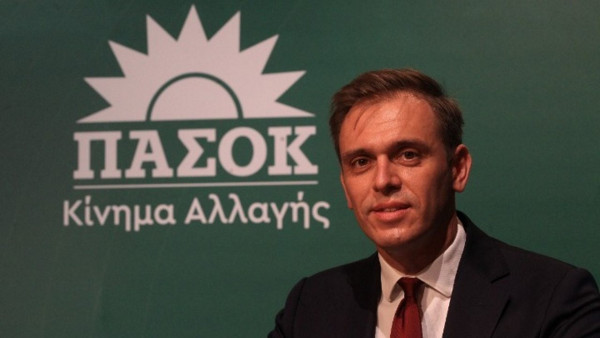 Μάντζος: Κύριε Μητσοτάκη, θα παραμένει στη θέση του ο Ρωμανός;