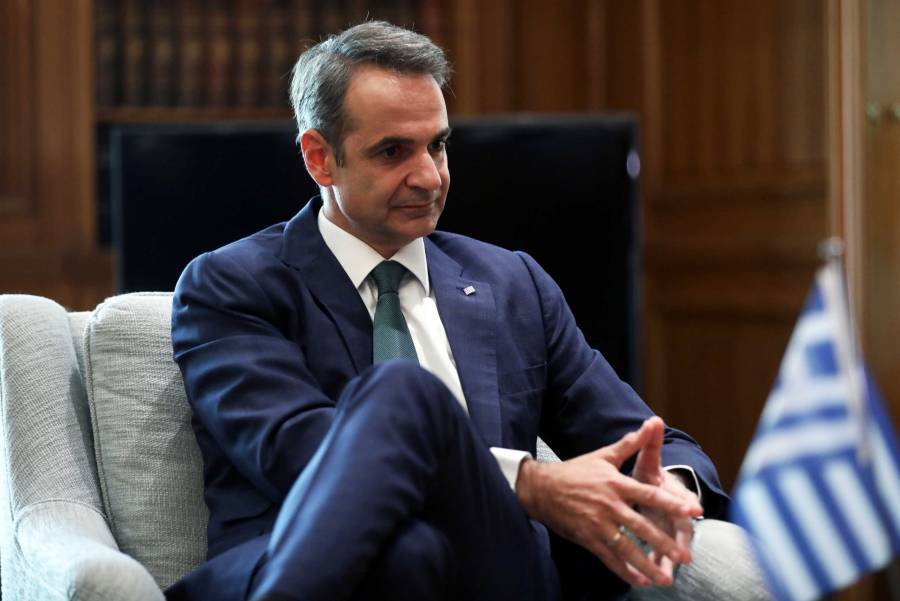 Μπαράζ επαφών Μητσοτάκη με τους πολιτικούς αρχηγούς για εθνικά θέματα