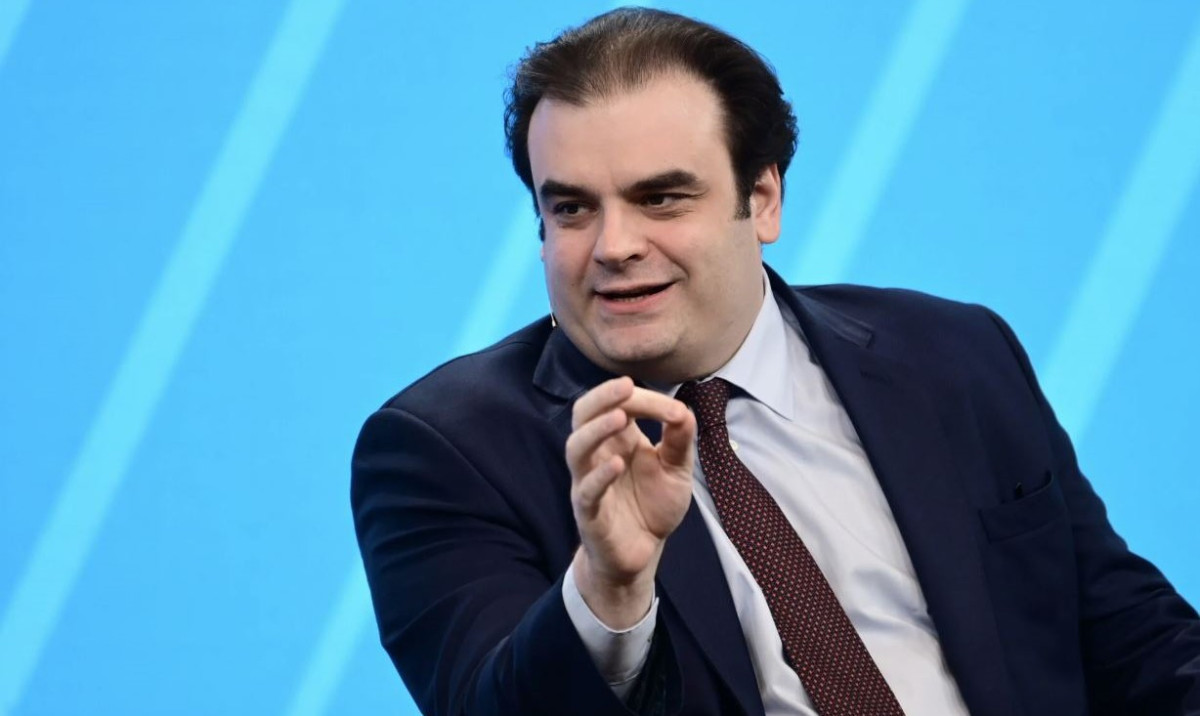 Πιερρακάκης: Υπό εξέταση η υποχρεωτική καταβολή ενοικίων μέσω των τραπεζών