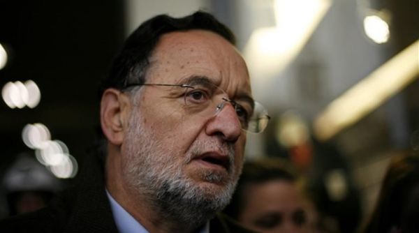 Λαφαζάνης: Έρχονται ελικόπτερα αλλά ποιος θα πρωτομπεί…