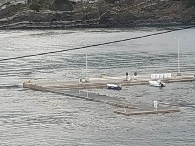 Ικαρία:Ο σεισμός ανέβασε τη στάθμη της θάλασσας-Βράχια έκλεισαν δρόμους (photos)