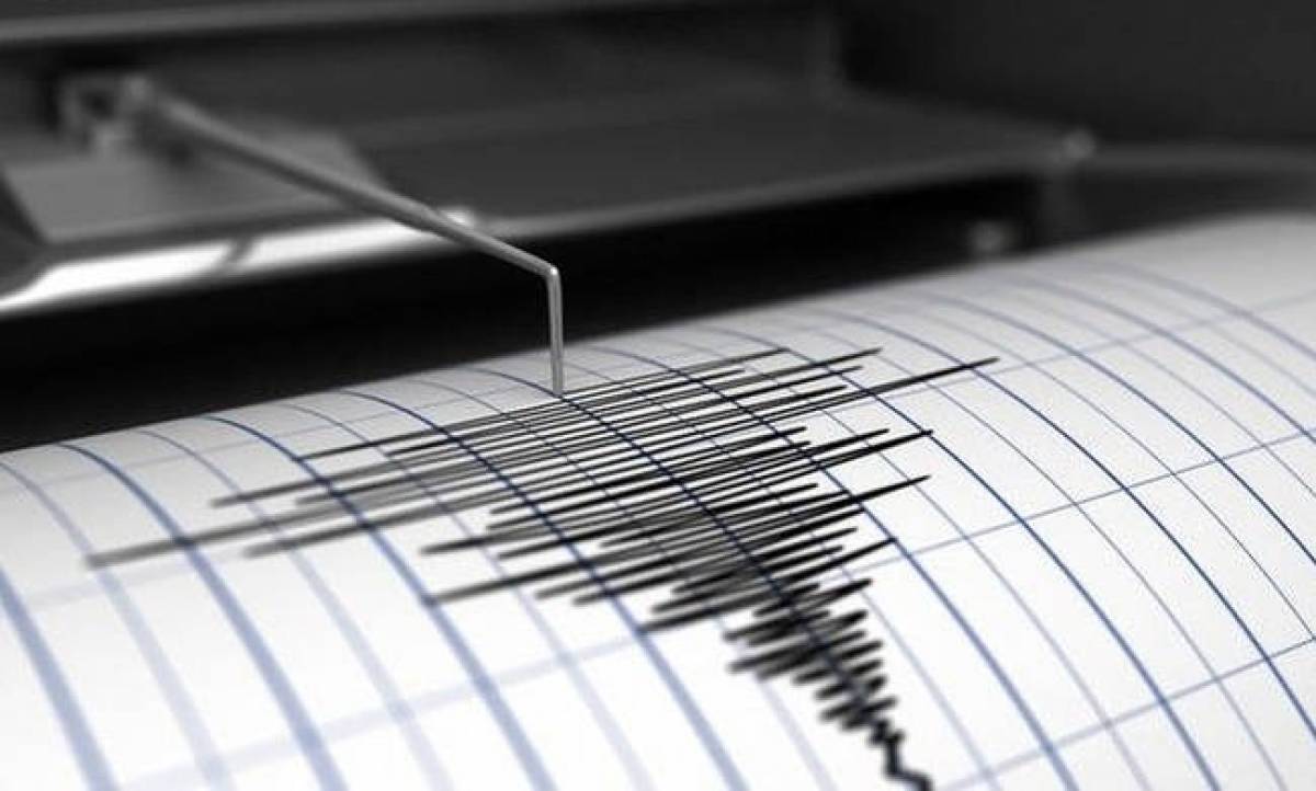 Τουλάχιστον 98 οι νεκροί από τον ισχυρό σεισμό στην Ινδονησία
