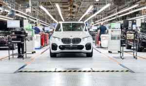 BMW: Προτείνει να μειωθούν οι δασμοί στα αμερικανικά αυτοκίνητα