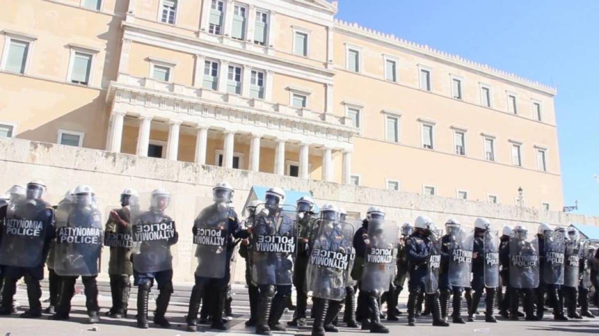 Συναγερμός στην ΕΛΑΣ για συγκεντρώσεις υπέρ και κατά των μεταναστών