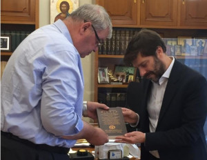 Επίσκεψη Γιατρομανωλάκη στην Ήπειρο- Η χειροτεχνική παράδοση στο επίκεντρο