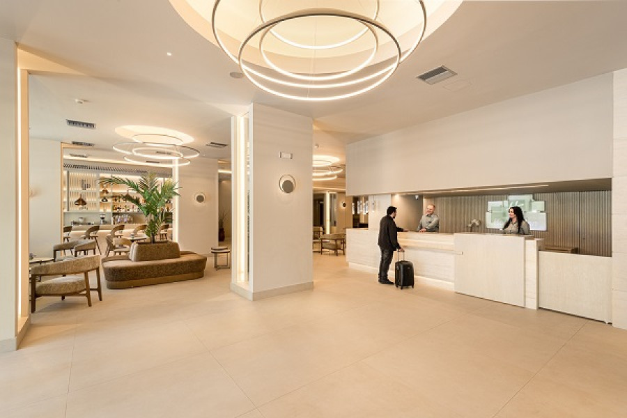 Νέοι και ανακαινισμένοι χώροι στο Holiday Inn Thessaloniki