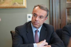 Σταϊκούρας: Αξιολογείται το αίτημα για μείωση του ΦΠΑ στην εστίαση