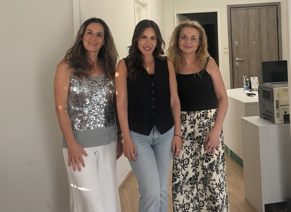 Ενιαίο θεσμικό πλαίσιο και ολοκληρωμένη στήριξη των μονογονεϊκών οικογενειών ζητά η Ελένη Βατσινά