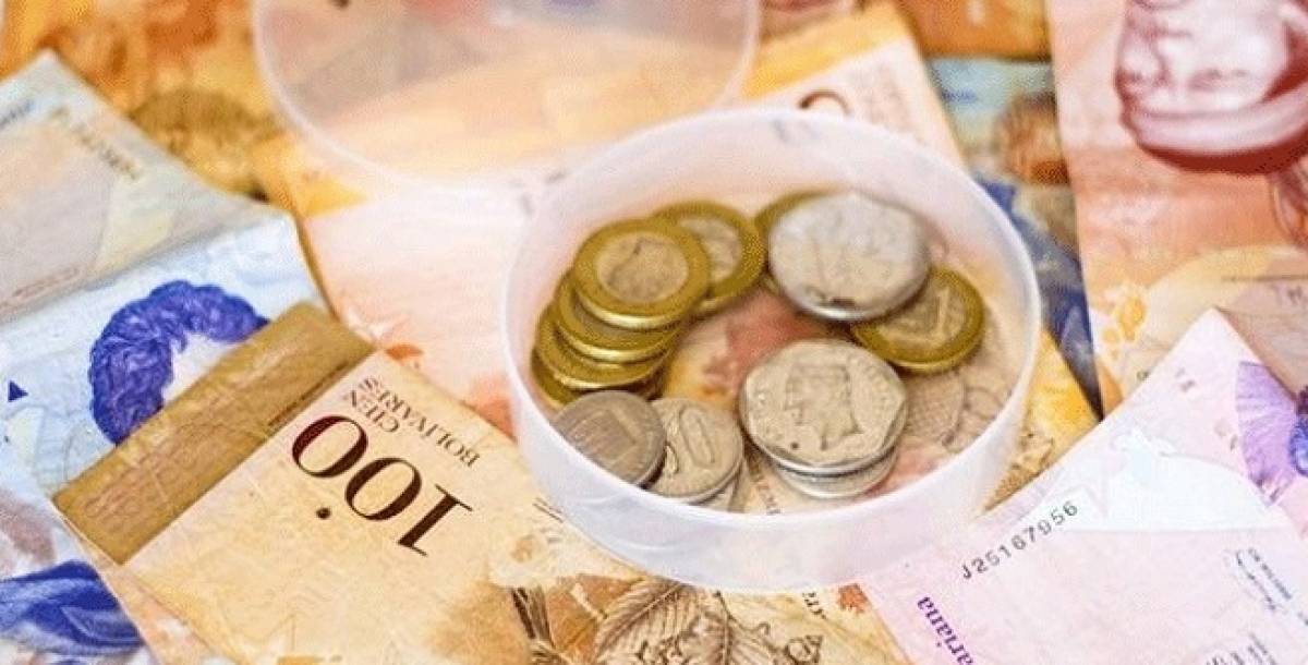 Η Βενεζουέλα υποτίμησε το μπολιβάρ