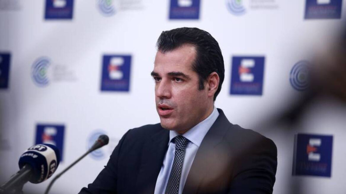 Πλεύρης: Χωρίς συνταγογράφηση προσεχώς το αντιγριπικό εμβόλιο