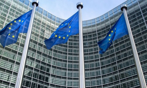 Οδηγία Κομισιόν για τη δίκαιη φορολογία των πολυεθνικών
