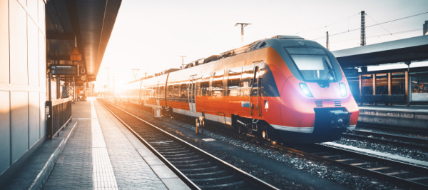 Τροποποιούνται τα δρομολόγια των τρένων τη Μ.Τετάρτη λόγω Εργατικής Πρωτομαγιάς