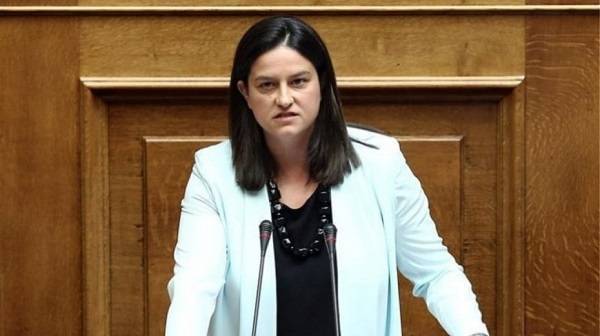 Κεραμέως: Ο ΣΥΡΙΖΑ αναγνώριζε κανονικά την ισοδυναμία των κολεγίων